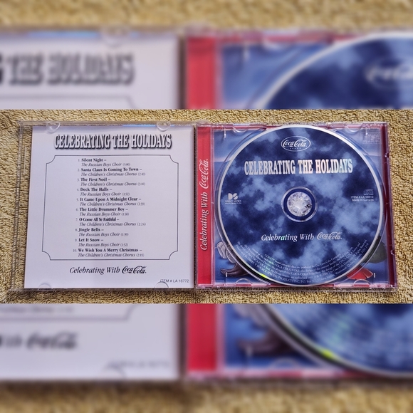 Holiday Gifts Celebrating With Coca-Cola 2 CD Set 2001 - Picture 5 of 8